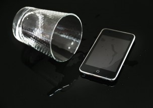水没したiPhone